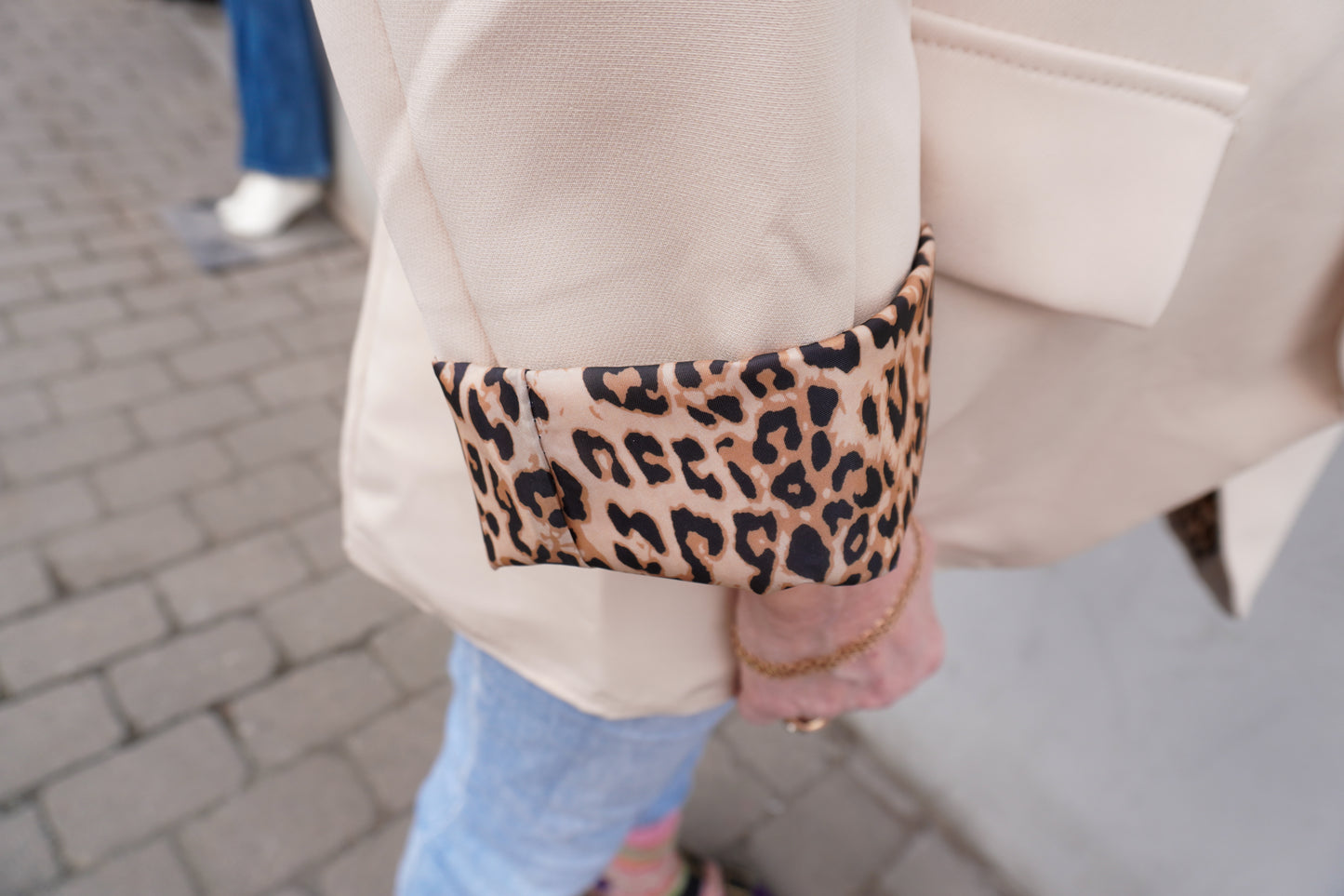 Beige Kavaj Mixbyheart