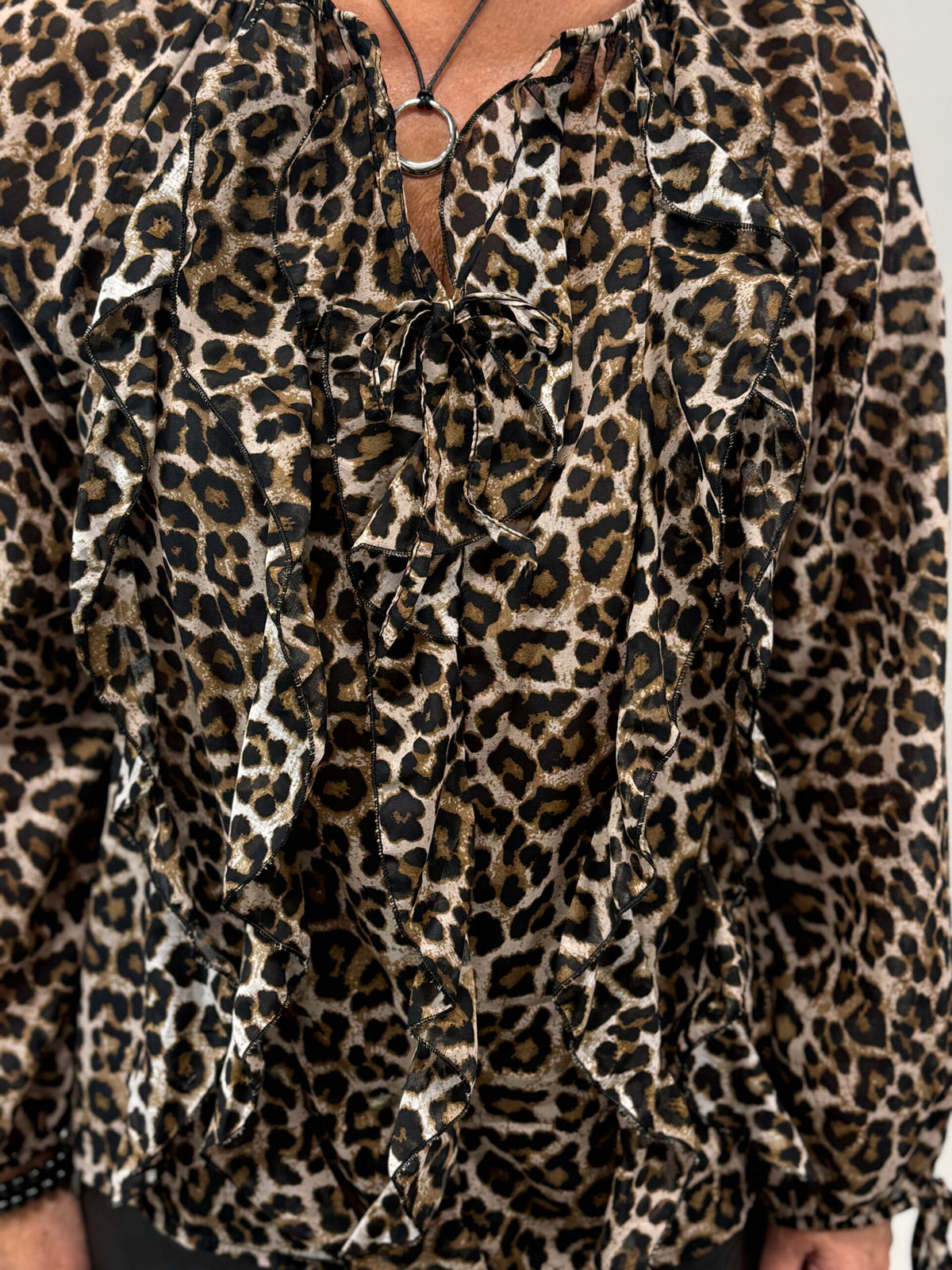 Leo blus Mixbyheart